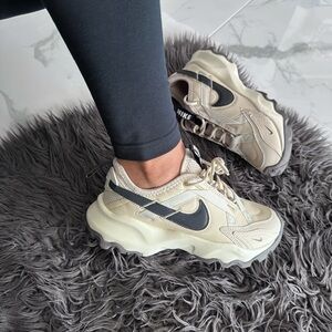 Nike Women's TC9000 Sneakers